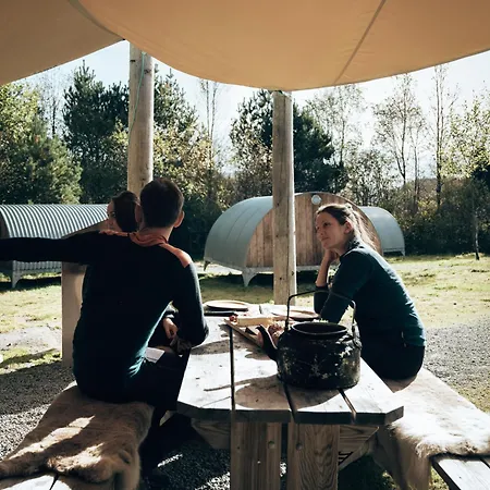 Hikers & Bikers Camp, Part Of Preikestolen Basecamp - Preikestolen Trailhead Campeggio